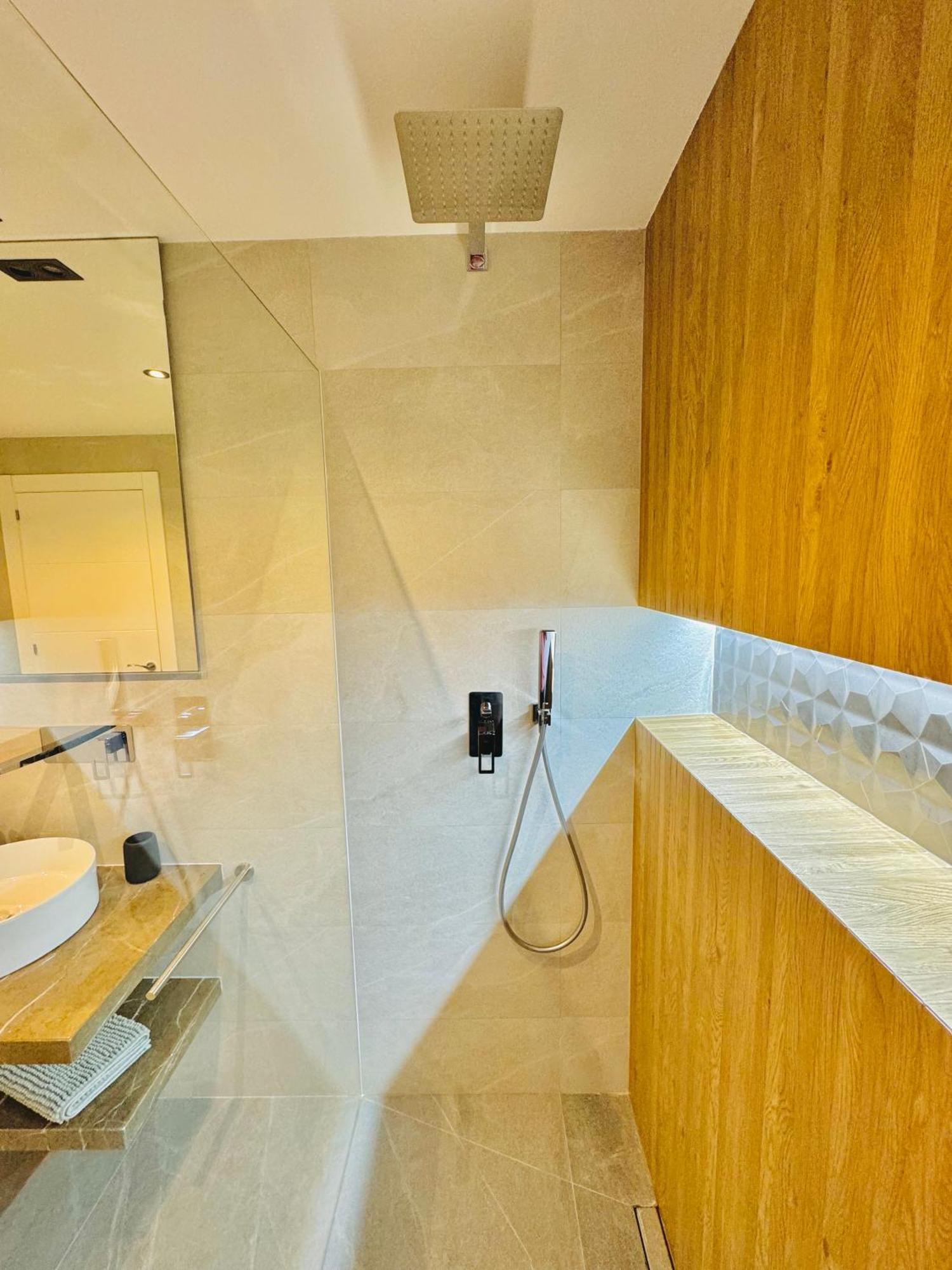 Pueblo Evita Premium Apartahotel *
